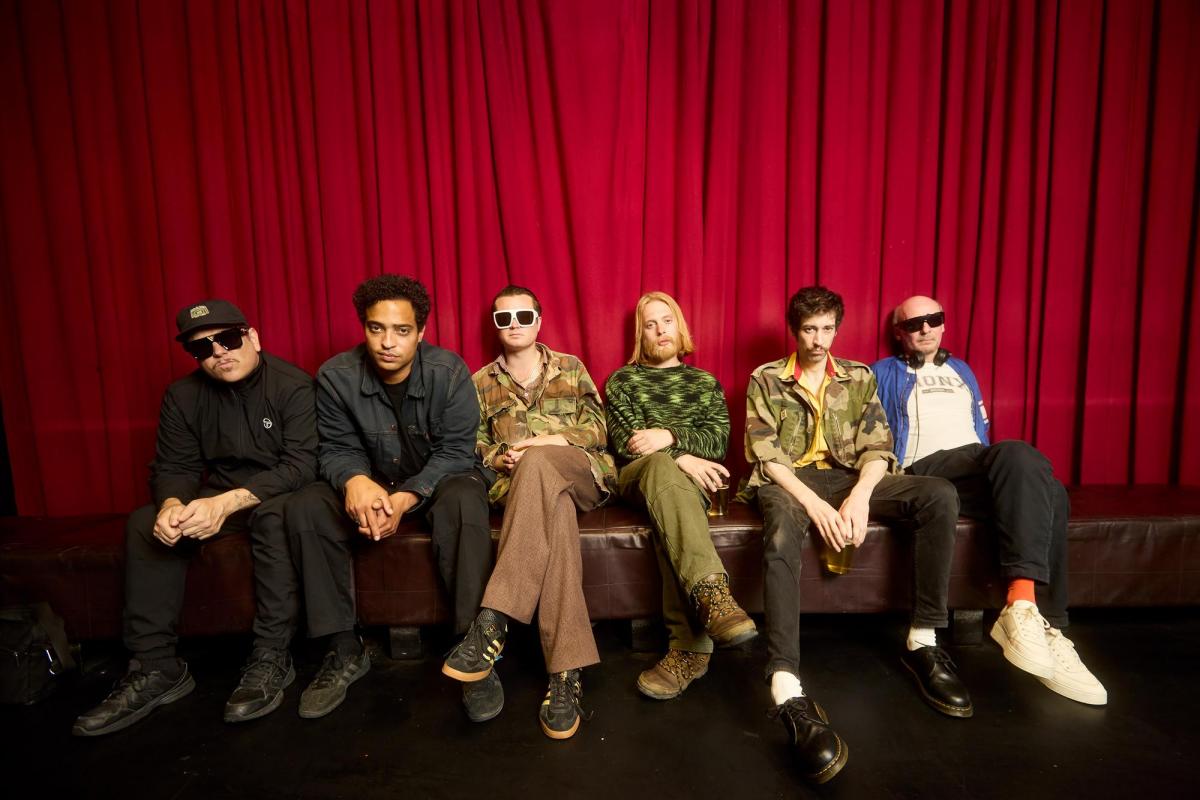 GET TICKETS: WARMDUSCHER w/ THE SILKIES | THU 10/2