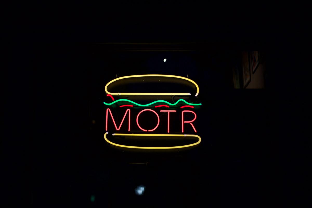 MOTR Pub Neon Sign