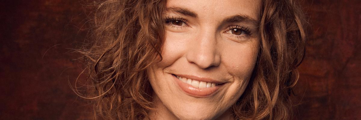 BETH STELLING