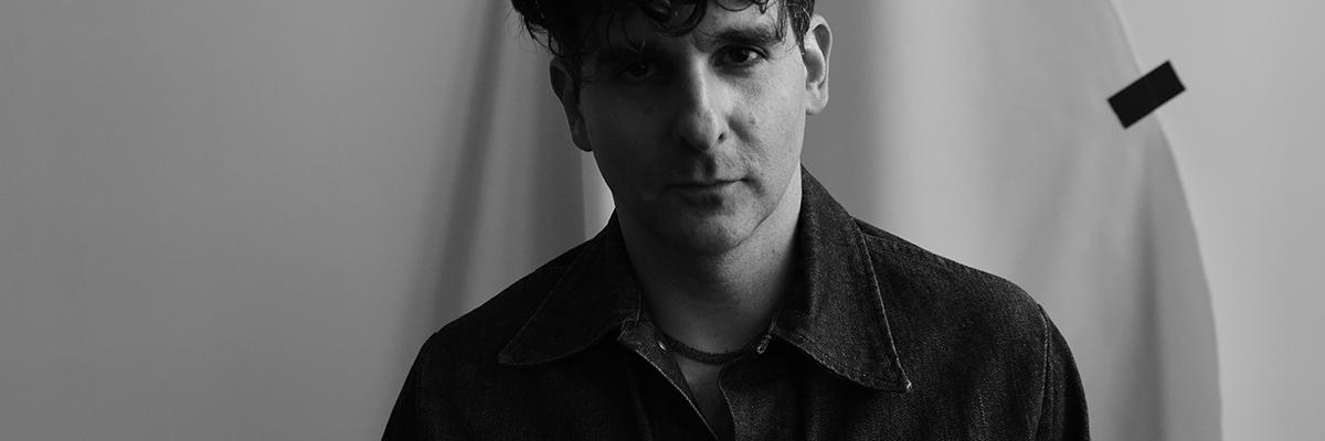 LOW CUT CONNIE