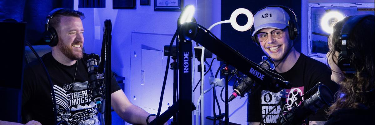 STREAMING THINGS LIVE